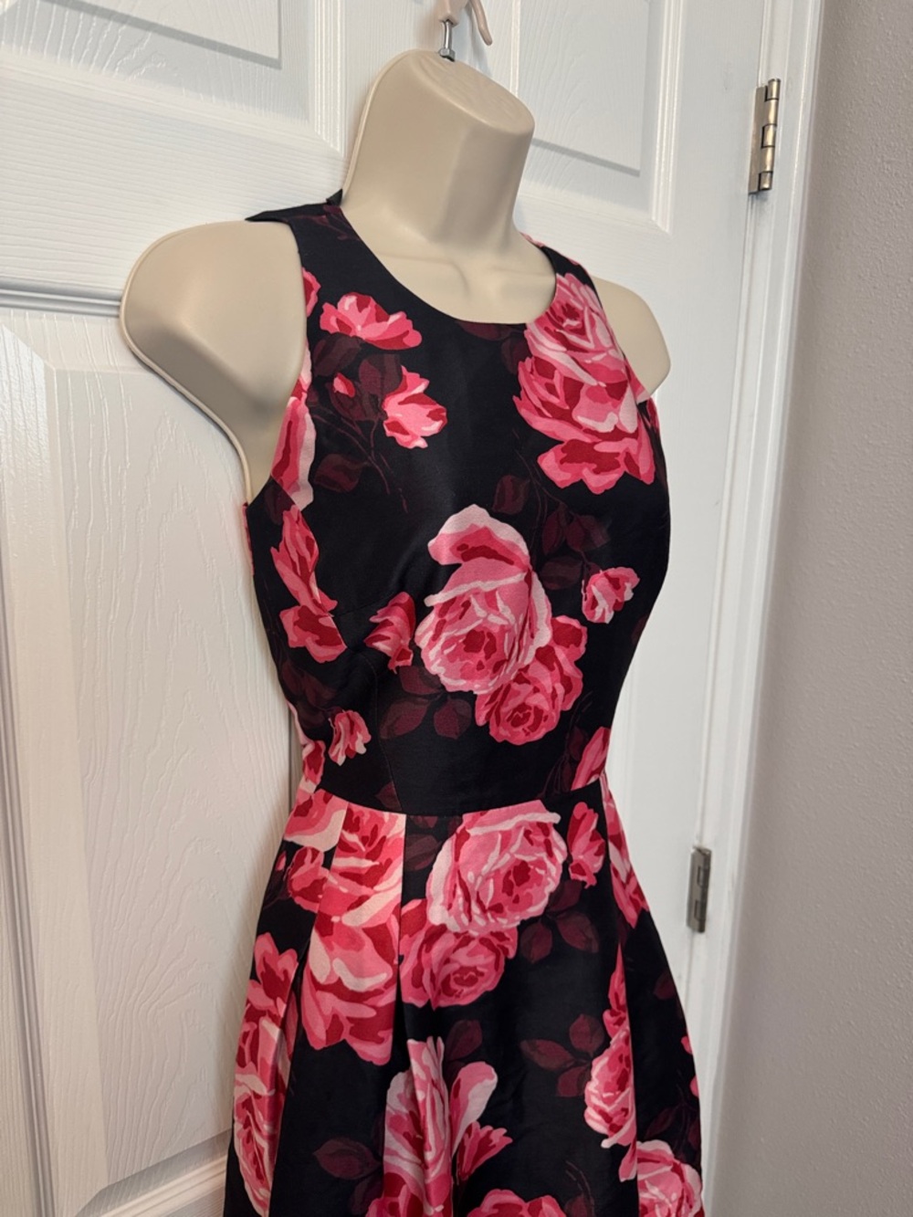 Kate Spade Black Floral Midi Dress with Pink Rose Print. - Picture 2 of 6